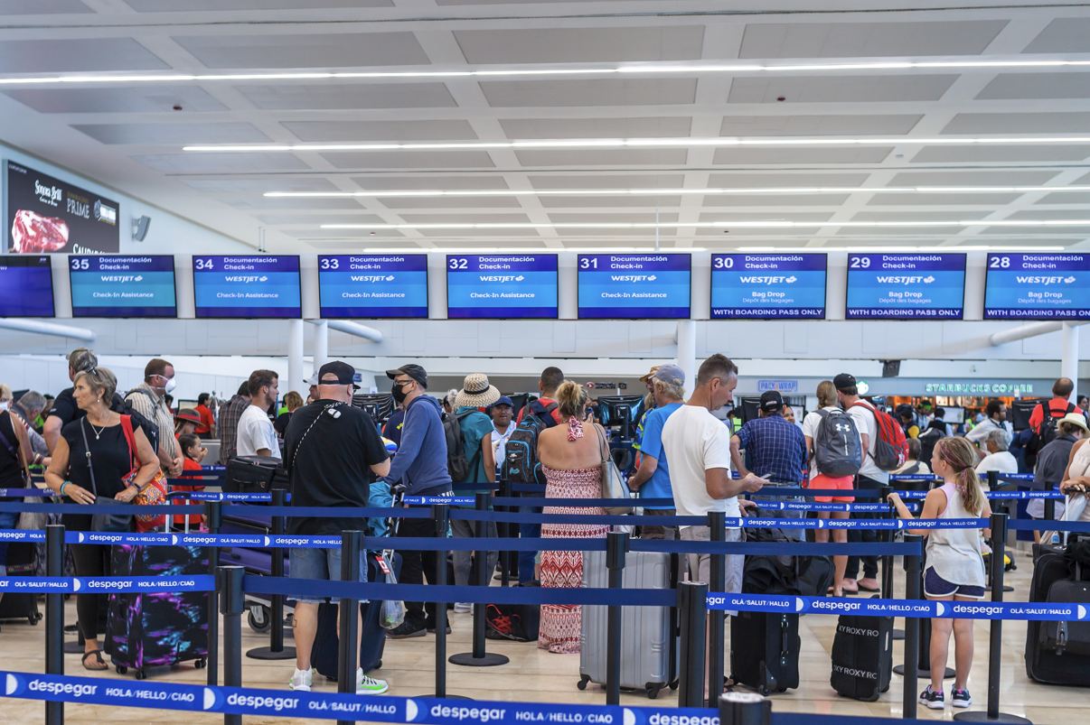 Cancún se prepara para los viajeros de sobretensión instó a ejercer paciencia esta descanso de Pascua