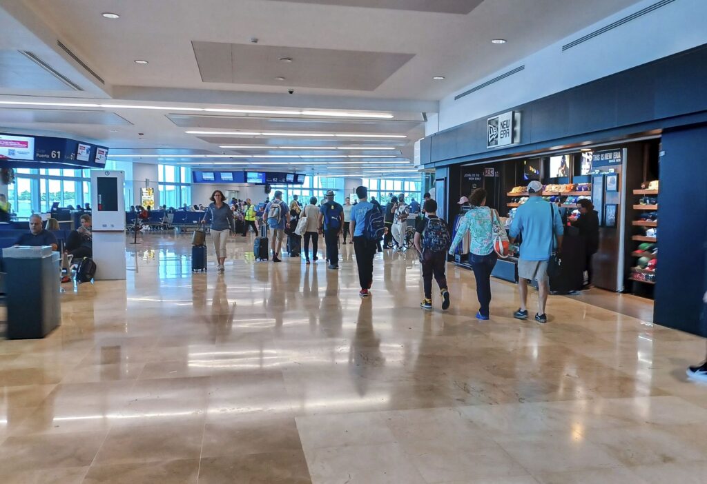 El aeropuerto de Cancún ve caer el pasajero lo que significa para sus próximas vacaciones