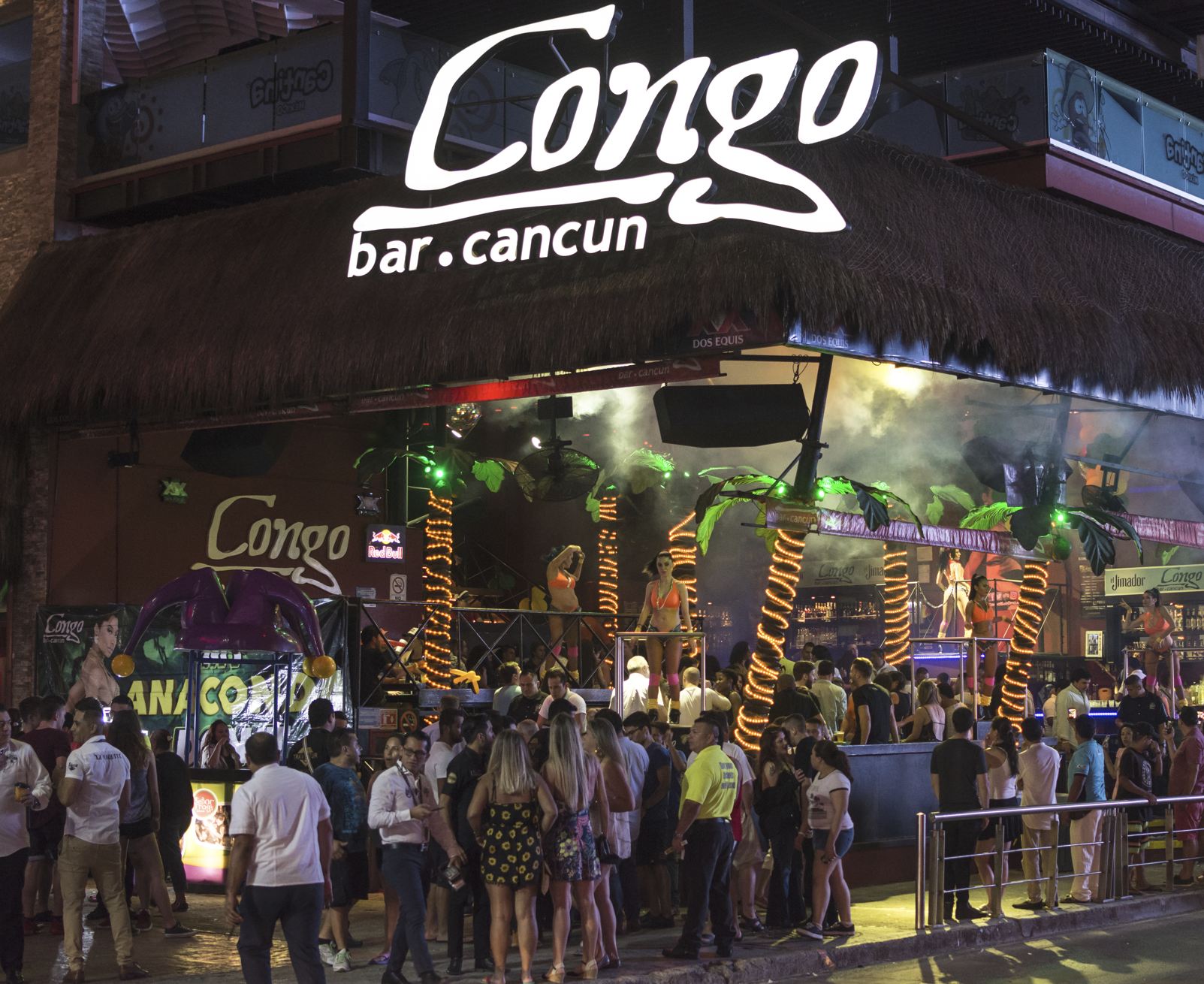 Fiesta de Noche en Cancún