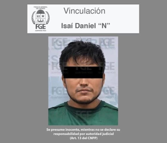 Los fiscales presentan cargos contra el hombre que arrojó a dos perros del edificio de apartamentos de Cancún