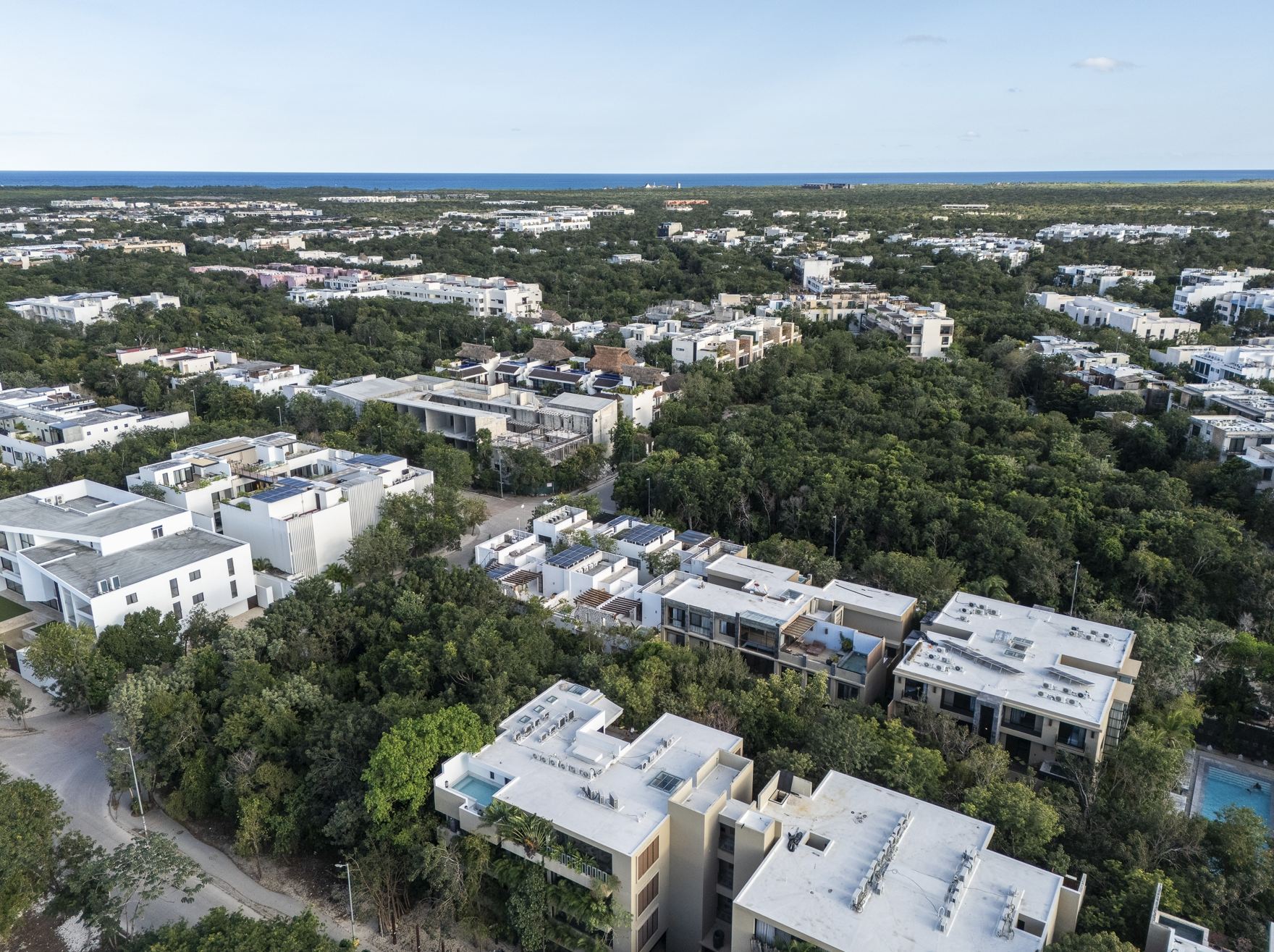 Vista aérea más apartamentos Tulum