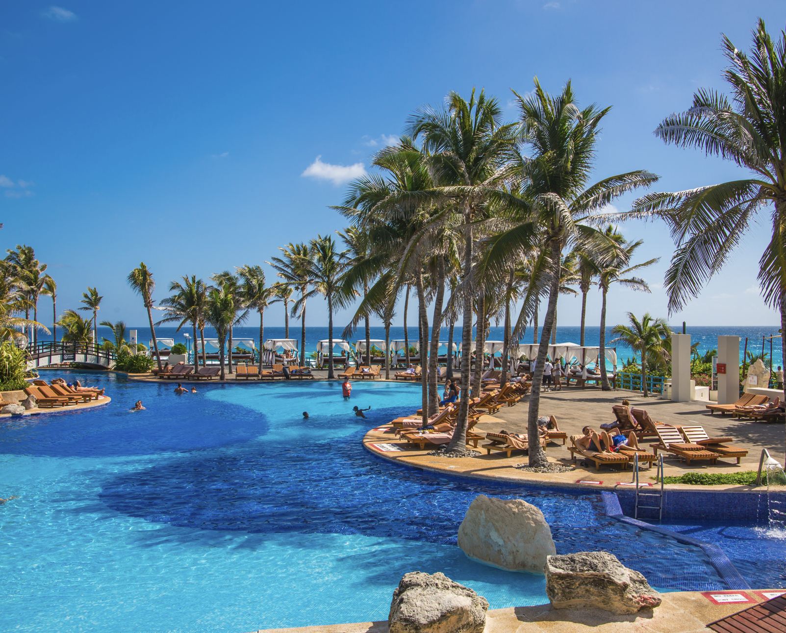 Piscina de resort de Cancún