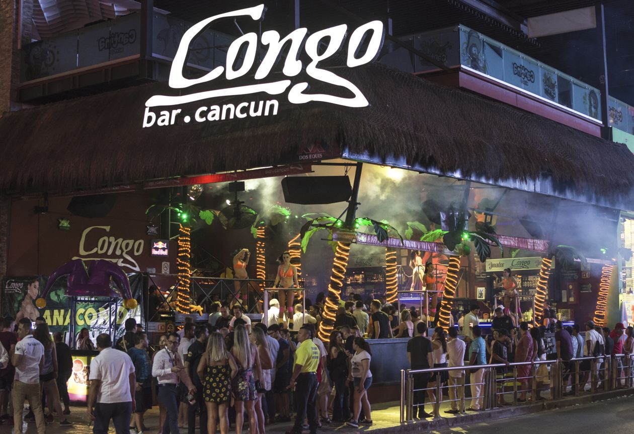 Coco bongo por la noche