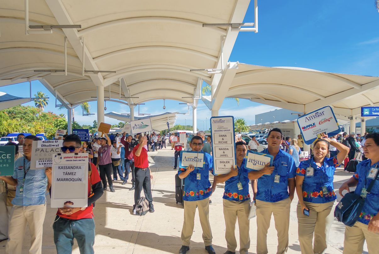 Los incidentes de Uber y taxis continúan en el aeropuerto de Cancún según Reddit, reserve con anticipación