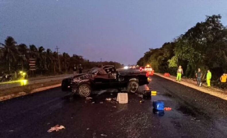 Conductor encontrado muerto en la carretera en vuelco de un solo vehículo