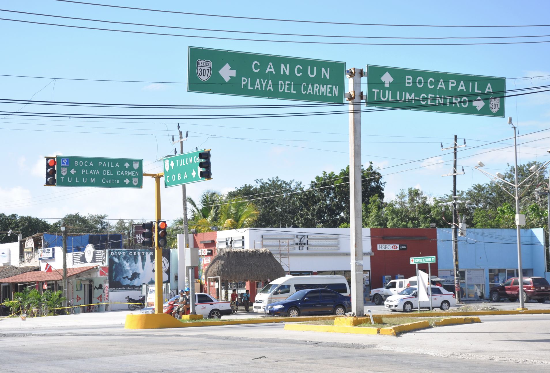 Colectivo que regresa a Cancún desde Tulum