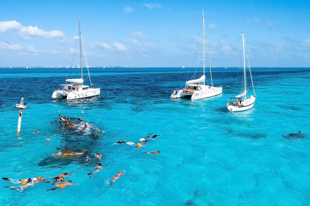 La mejor guía para alquilar un yate en Cancún