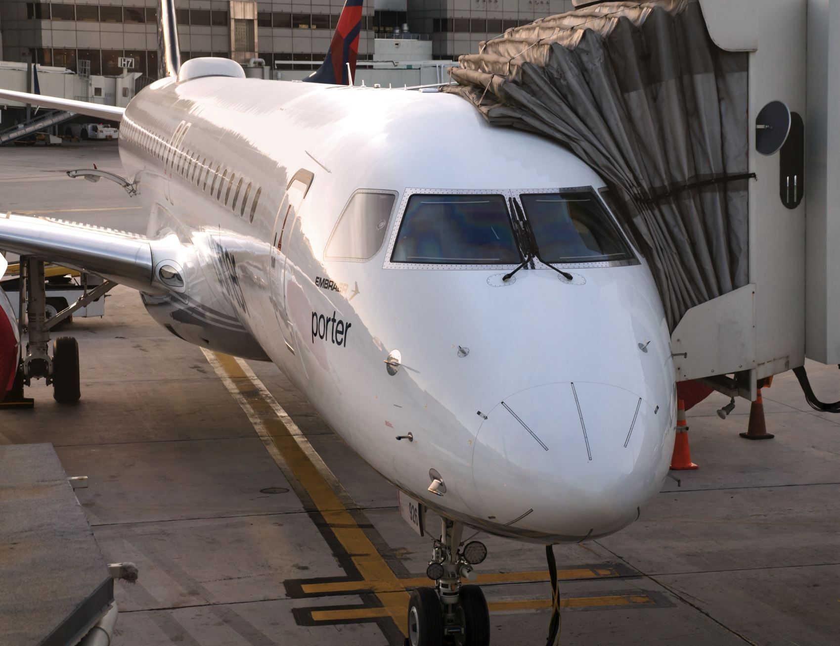 Porter Airlines en la puerta 