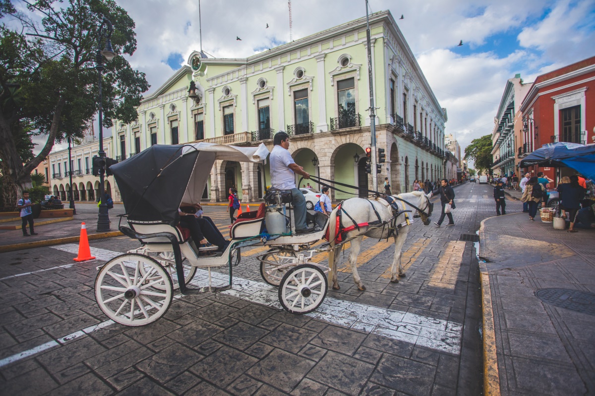 Aspectos del centro de Merida City Una de las ciudades donde pasará el tren Maya, Mérida, Yucatán, México.