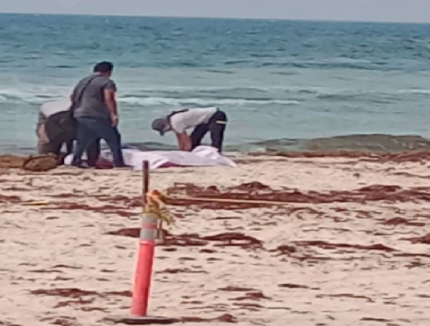 El nadador de Cancún ahoga otro crítico después de ser arrastrado al mar por RIP Current
