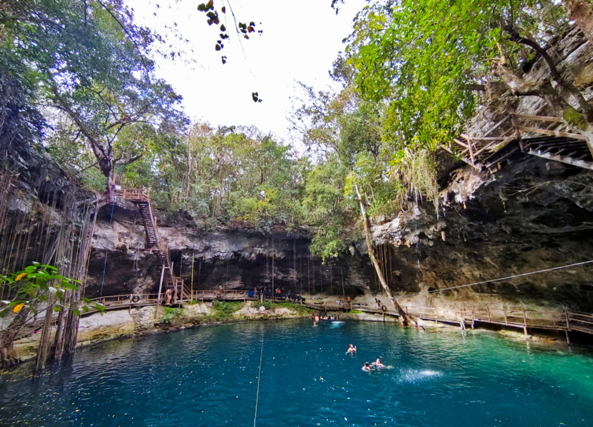 Cenote Xcan Ché, X'Canche, Ek Balam Village, Natural Pit, sumidero, Yucatán, México