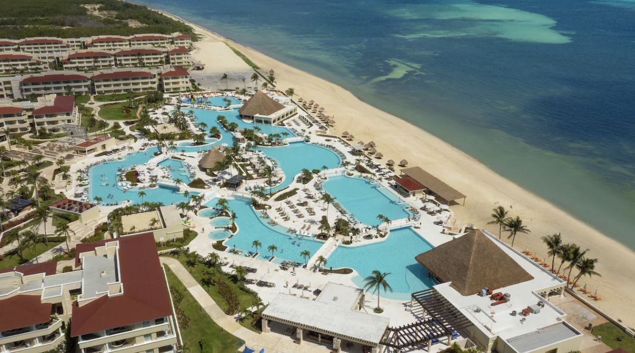 Palacio de la Luna Beach