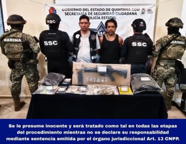 Apare con la punta de control de armas de fuego a largo plazo en Felipe Carrillo Puerto Highway