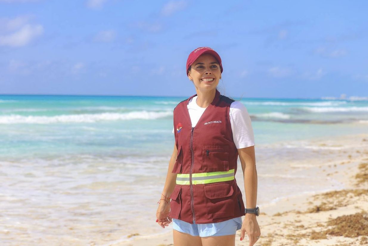 Estamos con el alcalde de Cancún, promete mantener las playas impecables para los turistas este verano