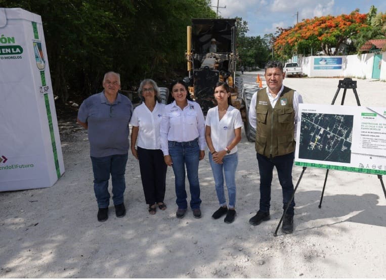 Segundas fases del proyecto de pavimento de la calle Urban comenzó en Puertos Morelos