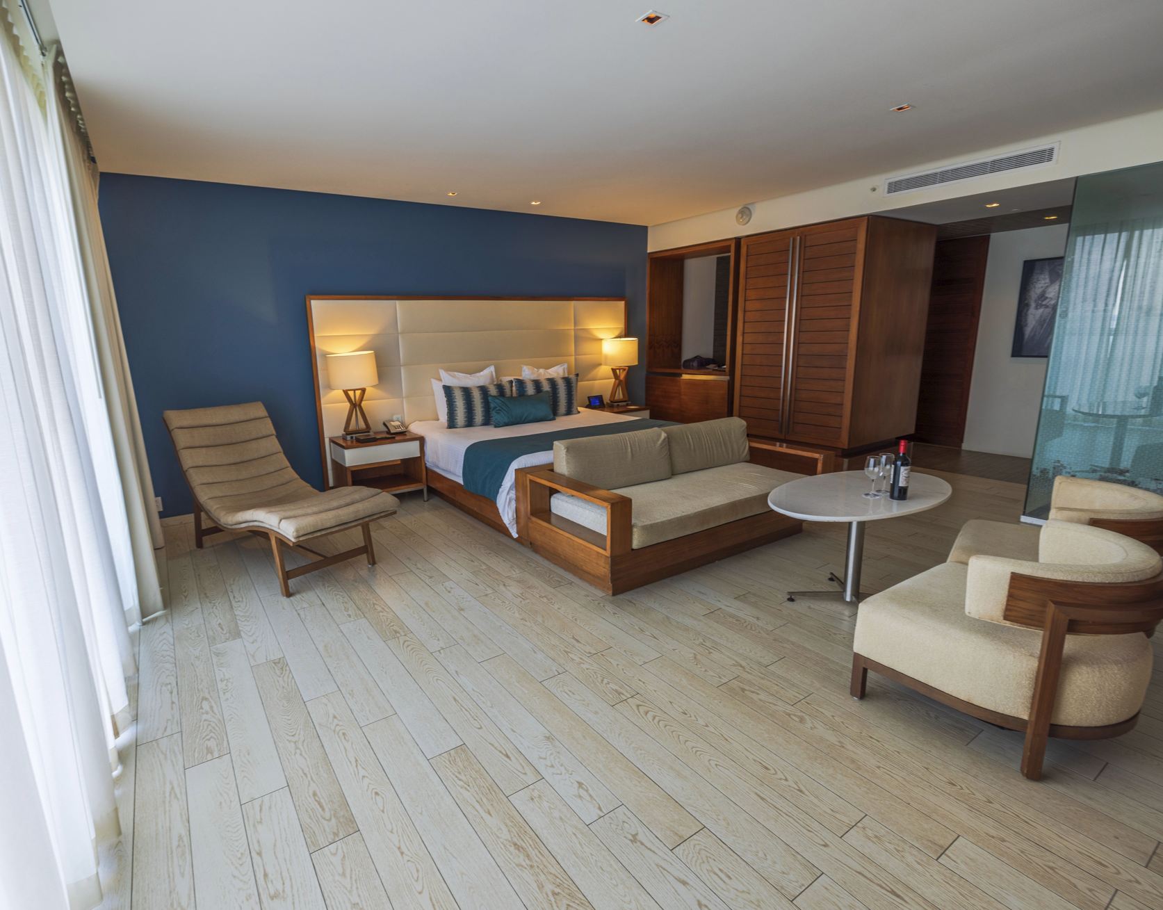 Servicio de habitación Vino Cancún Resort