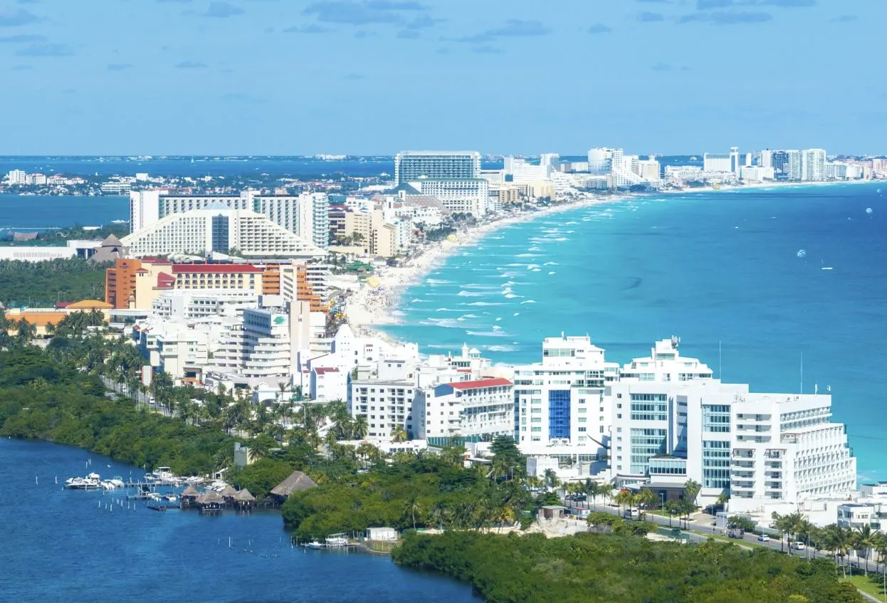 Resorts y playas de la zona hotelera de Cancún