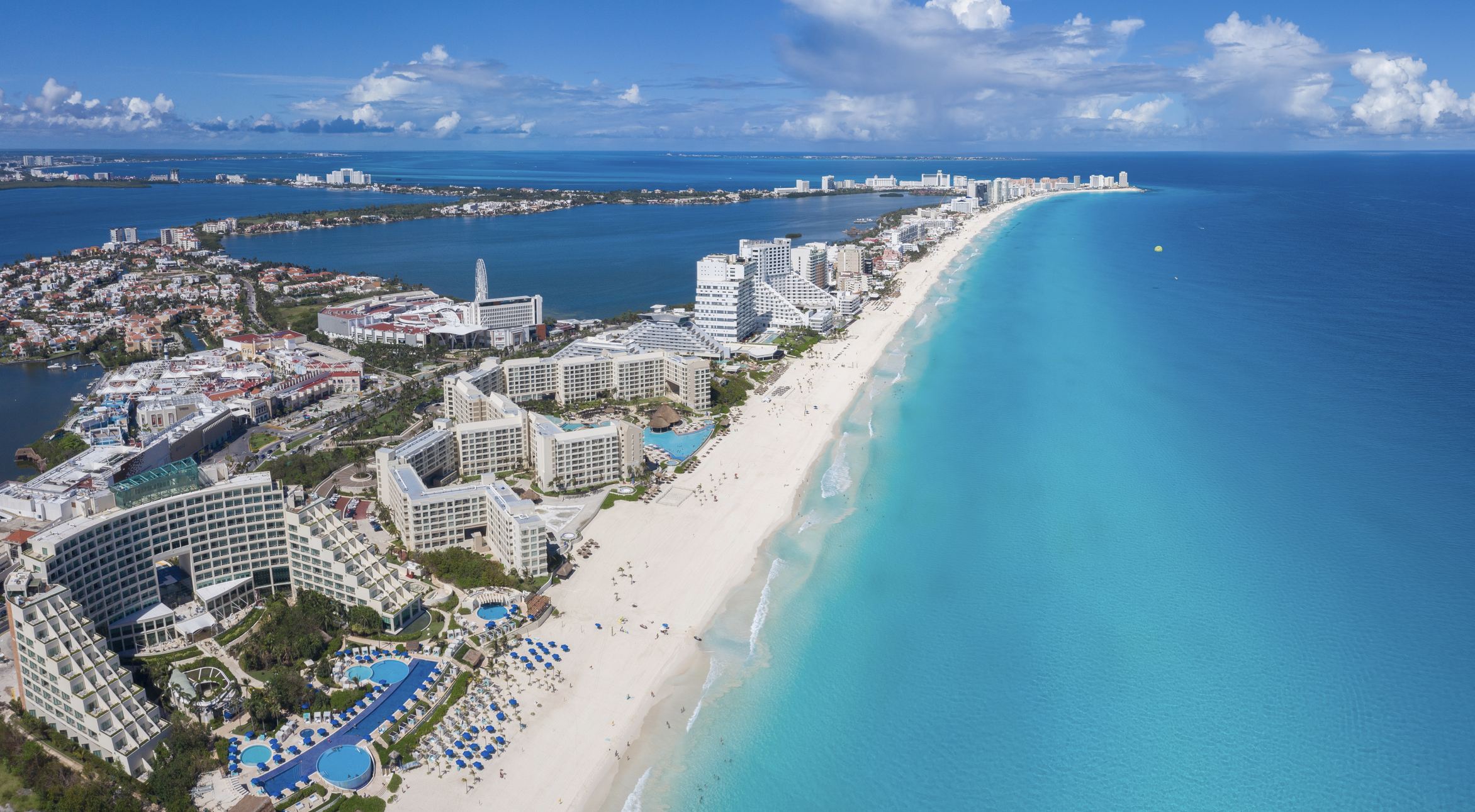Resorts en la Zona Hotelera de Cancún y frente al mar