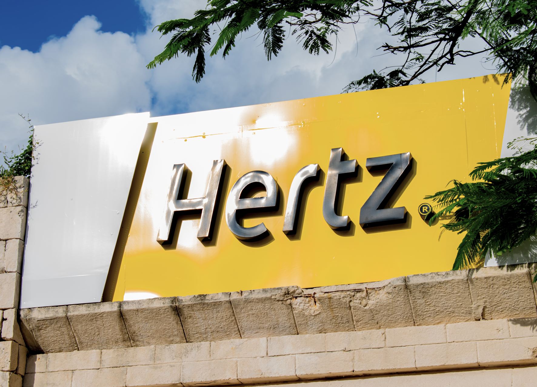 Coche de alquiler de hertz