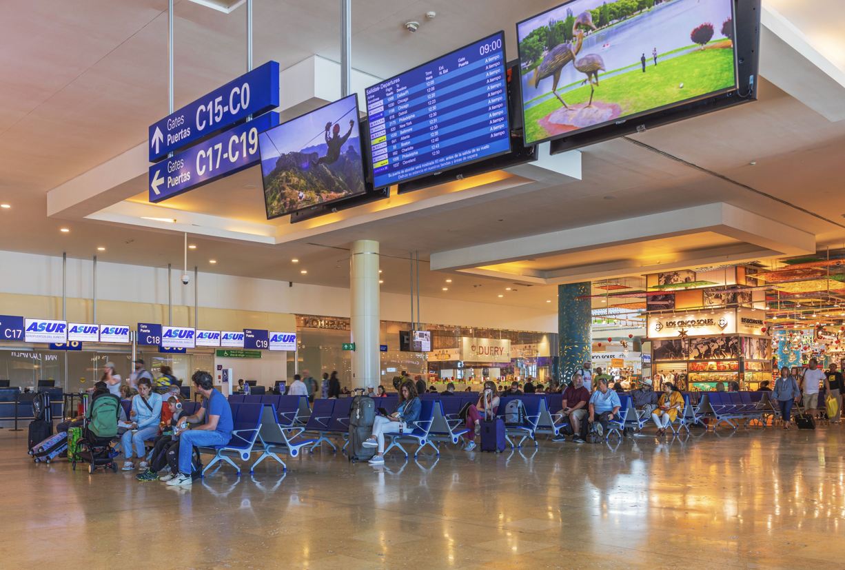 Lo que los viajeros necesitan saber sobre las 2 terminales internacionales en el aeropuerto de Cancún
