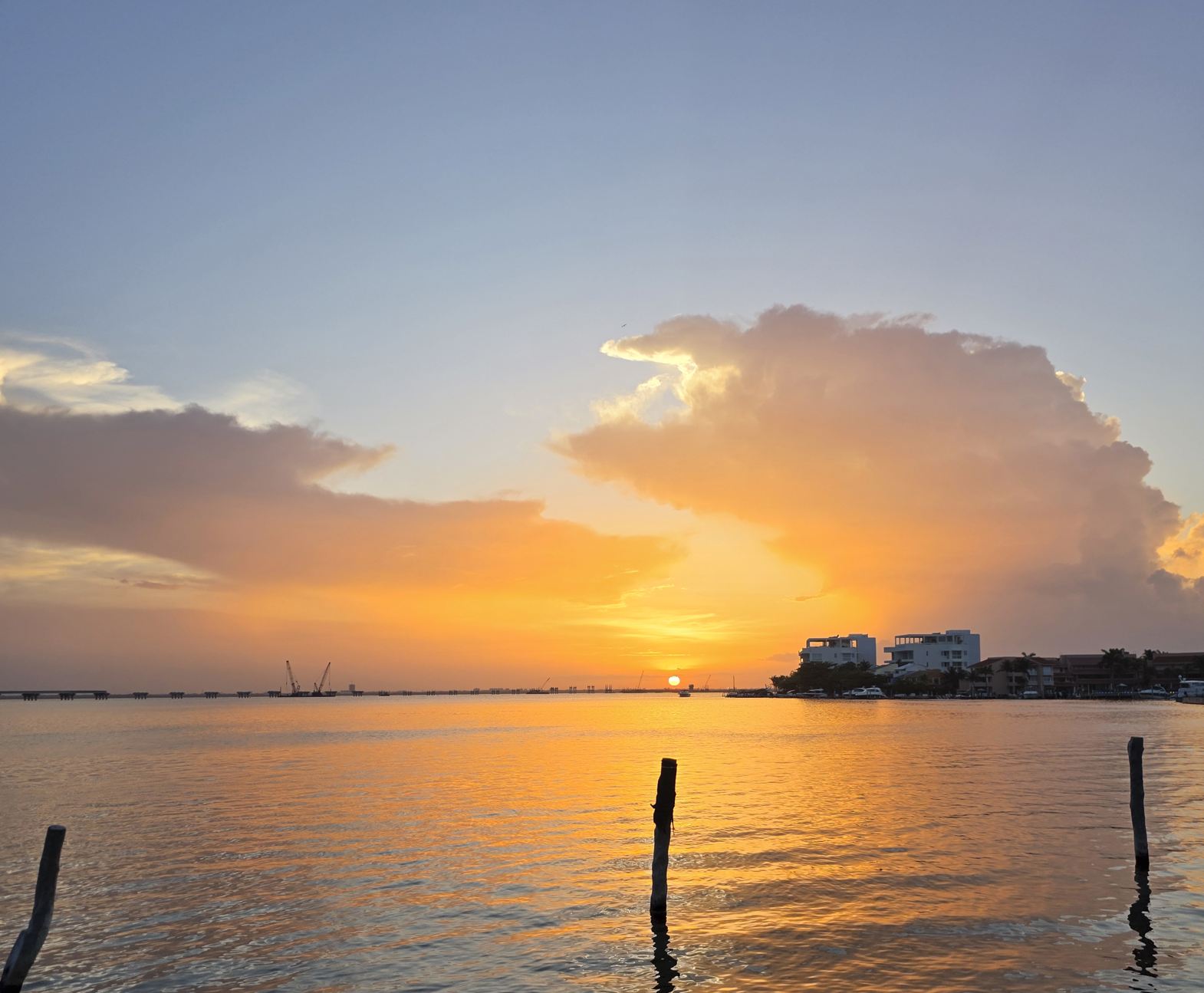 Sunset de la laguna de Cancún