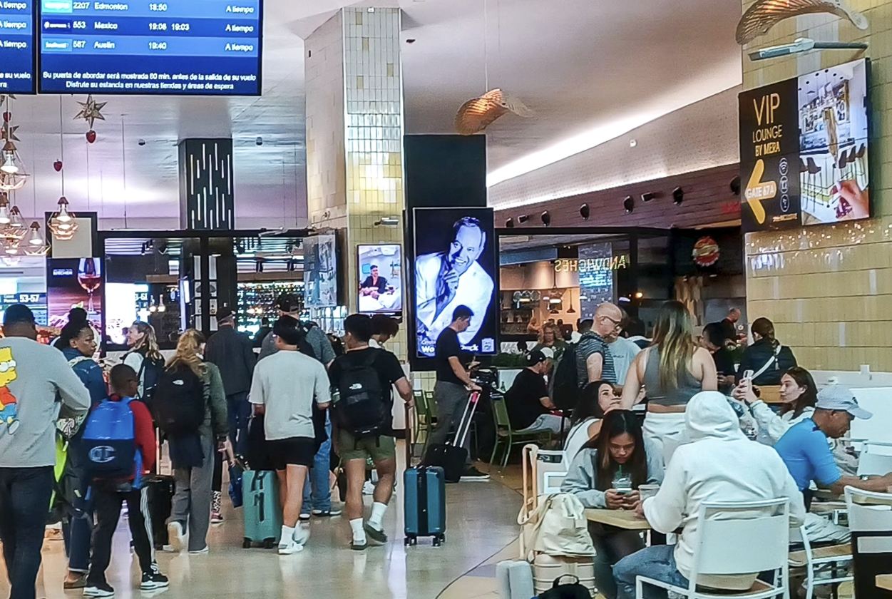 Aeropuerto ocupado