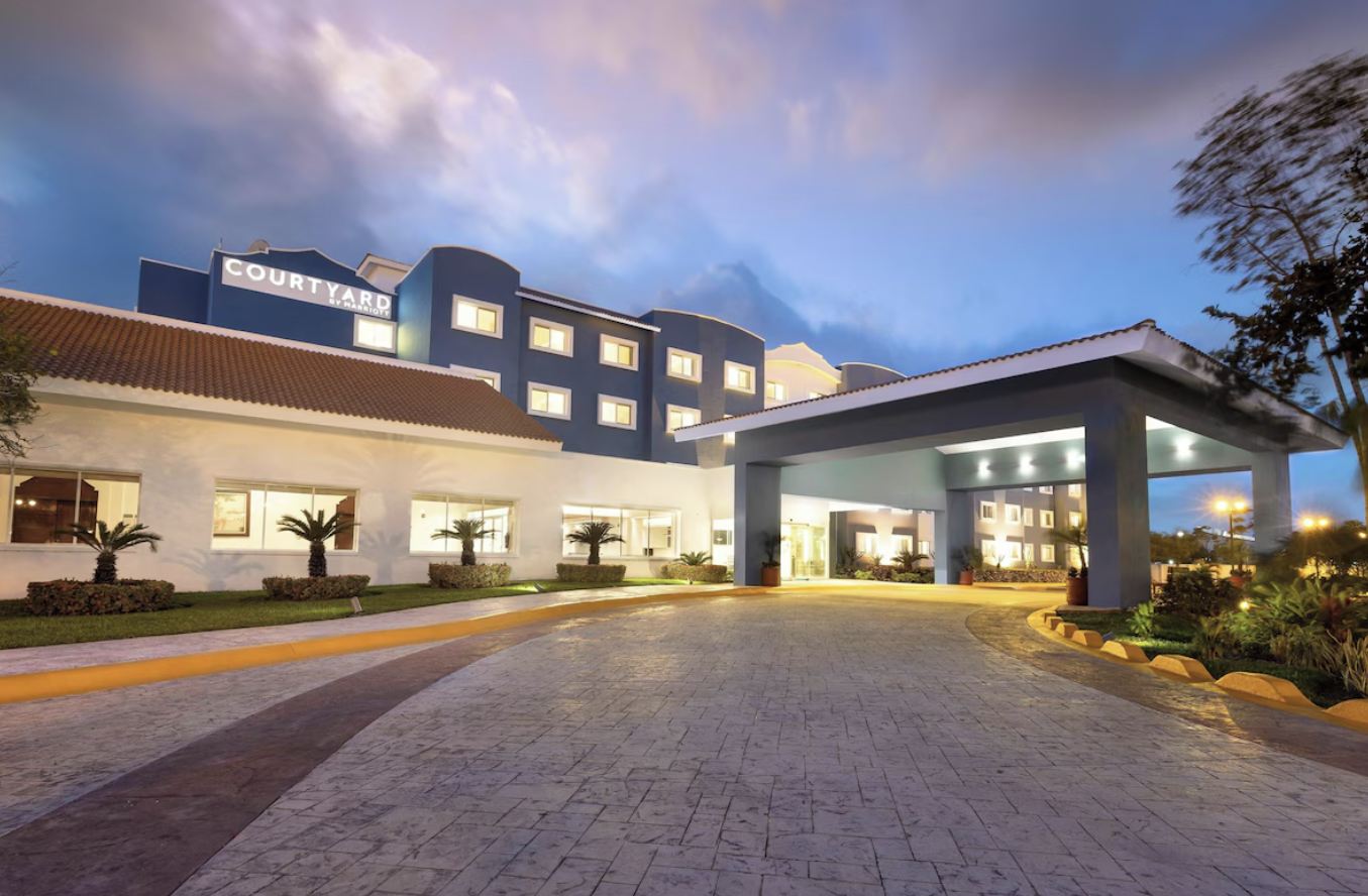 Courtyard Marriott Cancún Aeropuerto