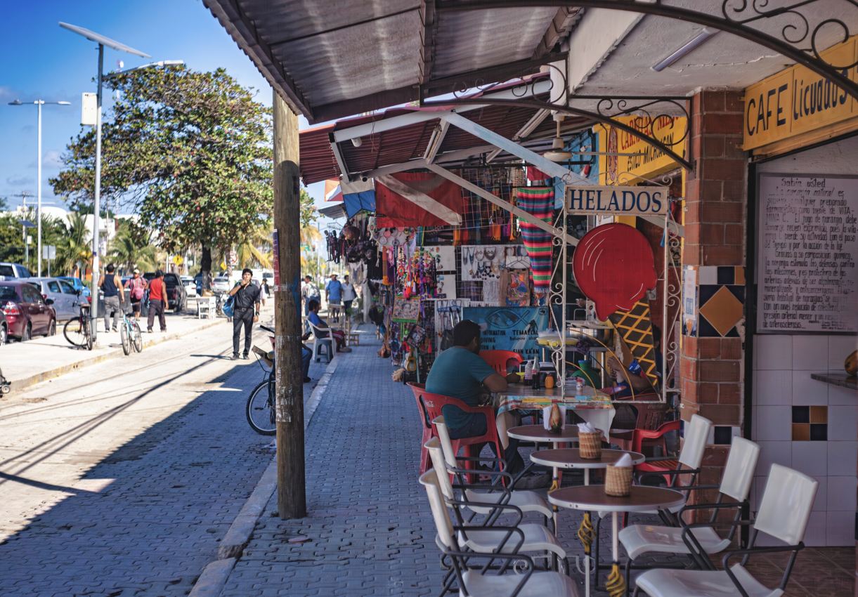Autoridades federales de México se reúnen con funcionarios de Tulum para abordar el futuro del turismo