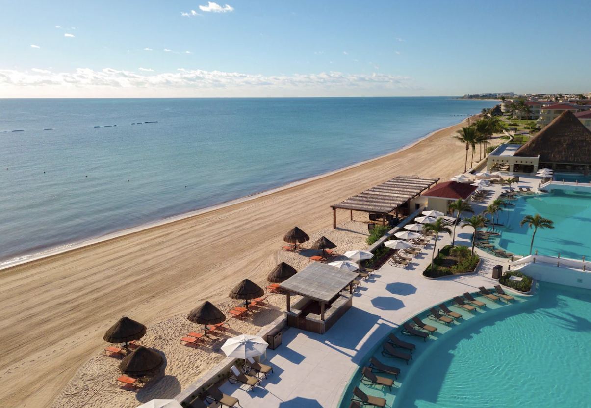 La FIFA acaba de elegir estos dos hoteles del área de Cancún para albergar equipos de la Copa Mundial. Esto es lo que eso significa para los viajeros.