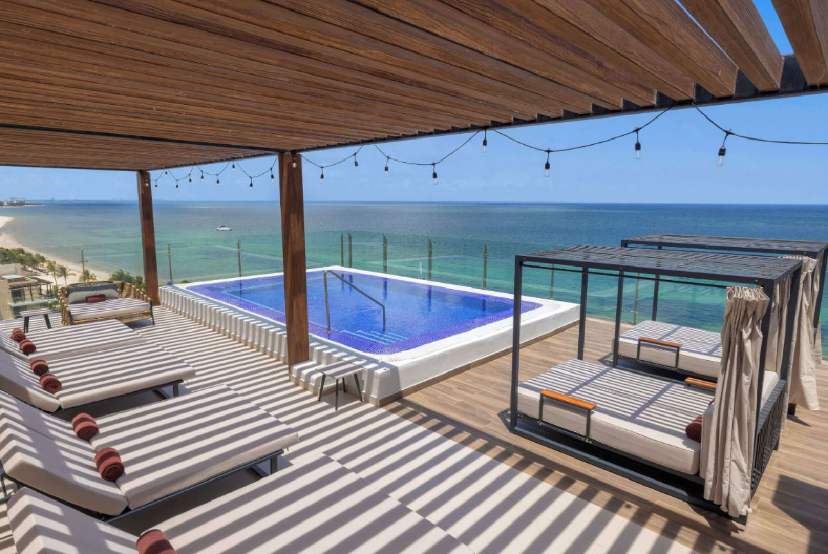 Luxury Sky Chairman Dos Recámaras Frente al Mar Royalton Splash Riviera Cancún