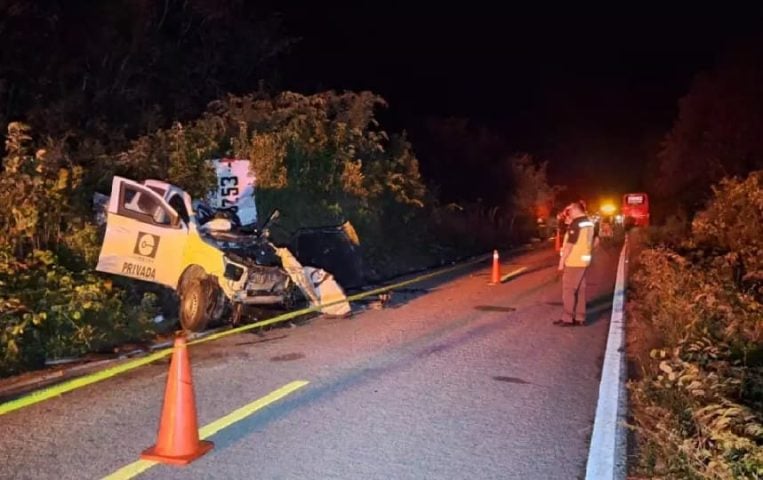 Accidente nocturno en carretera federal deja un conductor muerto