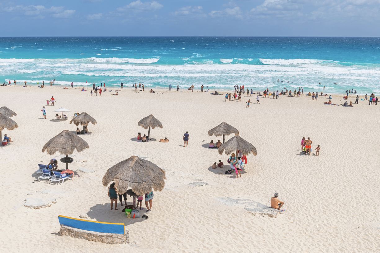 Turistas que visitan Cancún 