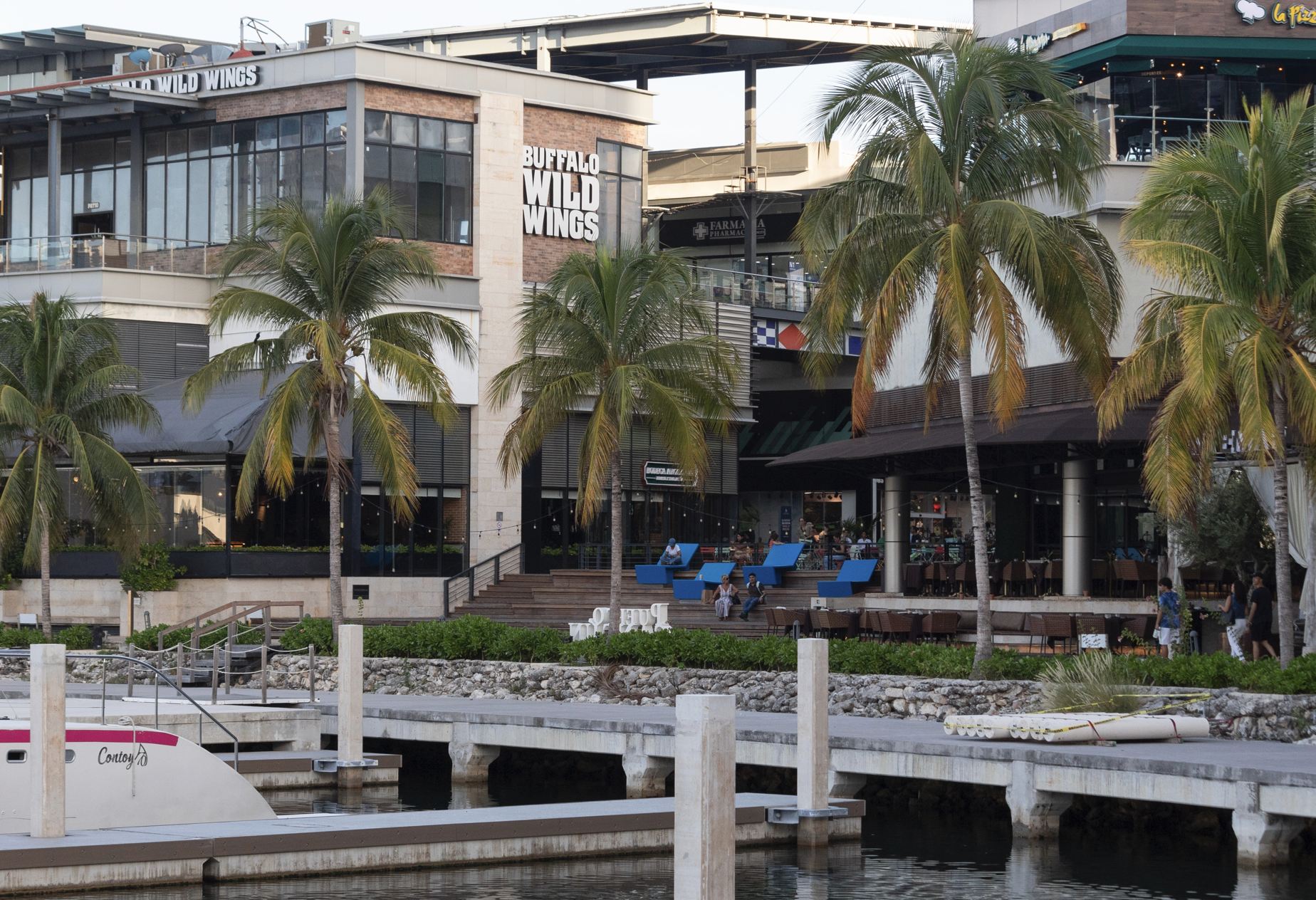 Marina Puerto Cancún