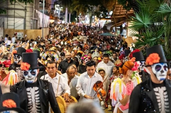 Secretaría de Turismo reporta más de 300 mil turistas visitan el estado por Día de Muertos