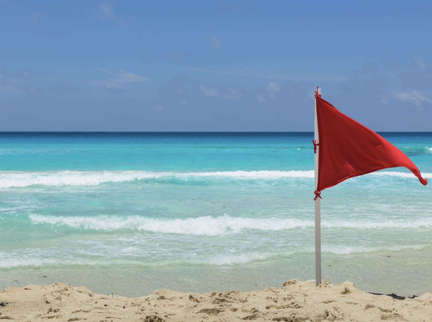 Playa bandera roja cancún