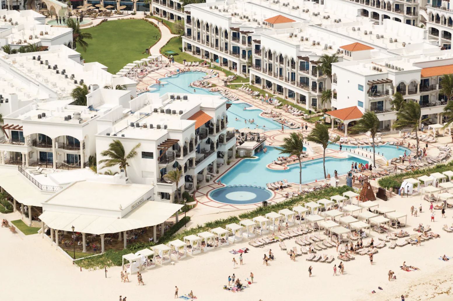 Hyatt Vive Playa Aérea