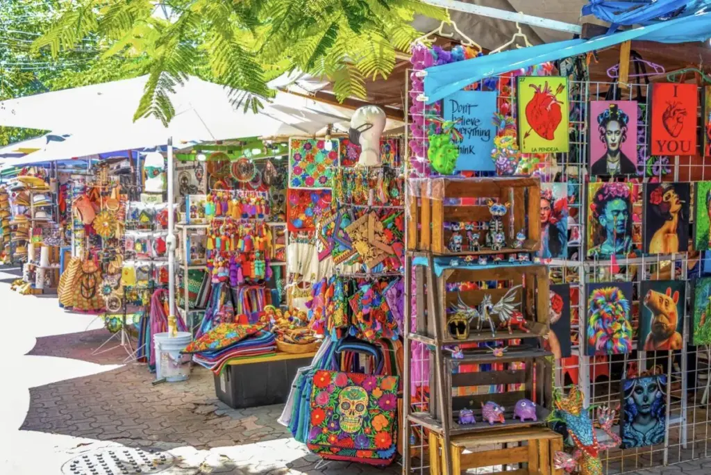 Este es el único artículo que nunca deberías comprar en los mercados locales de Cancún, según los viajeros