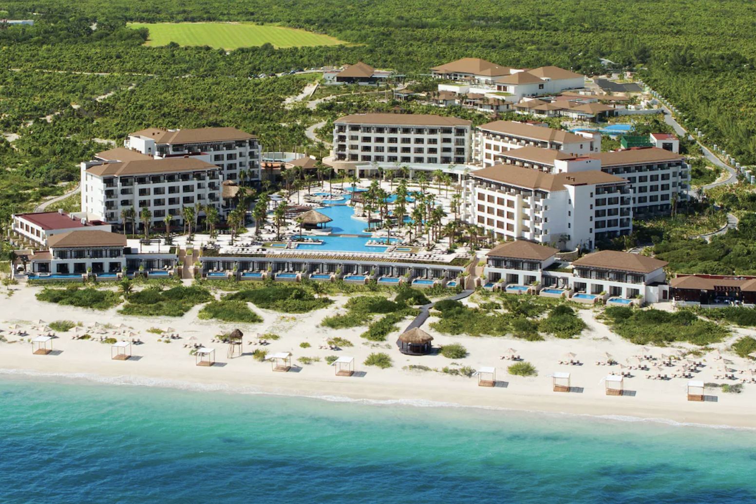 Vista aérea exterior de Secrets Playa Mujeres