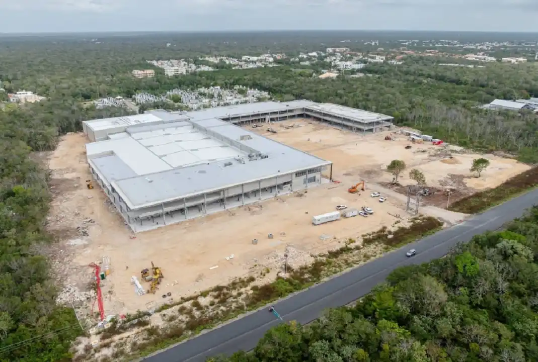 El primer centro comercial de Tulum 'representa el crecimiento, la visión y el dinamismo'