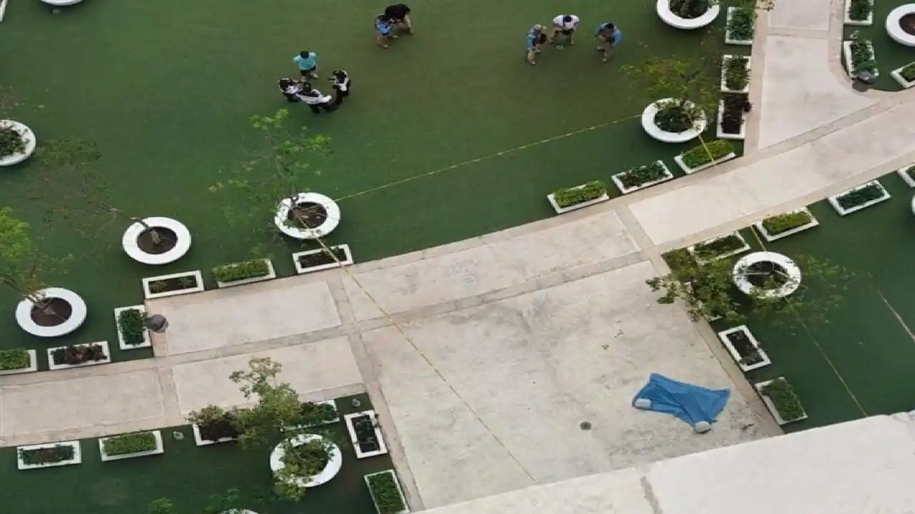Policía investiga muerte de niña francesa de 14 años al caer de complejo de torres en Cancún