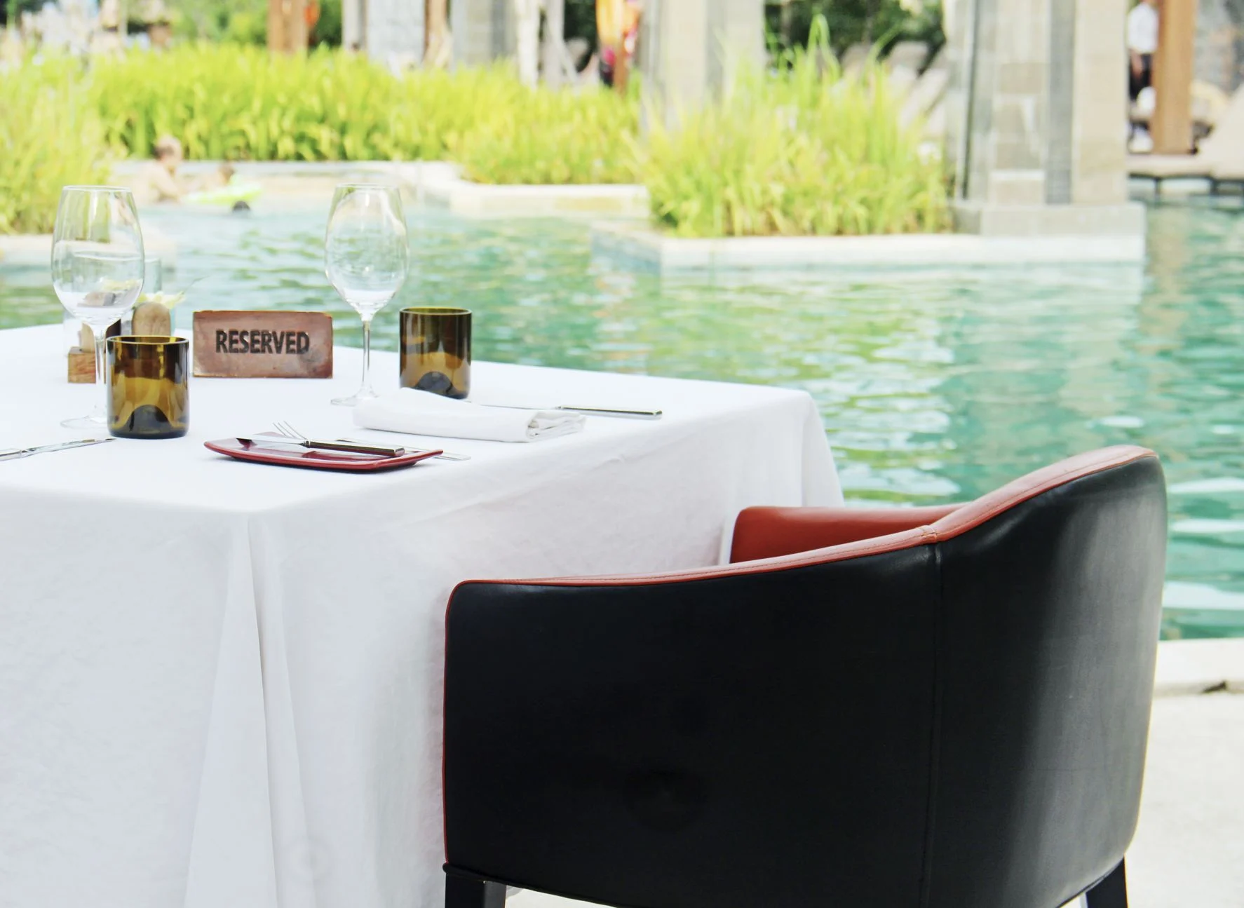 Mesa reservada para desayuno en tiempo compartido