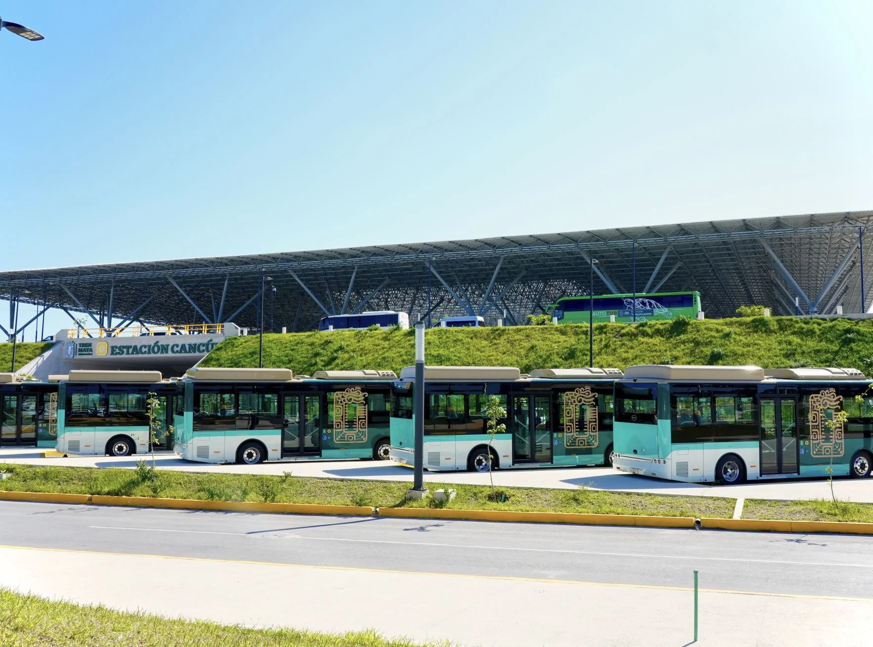 Tren de Cancún Autobuses Maya Shuttle