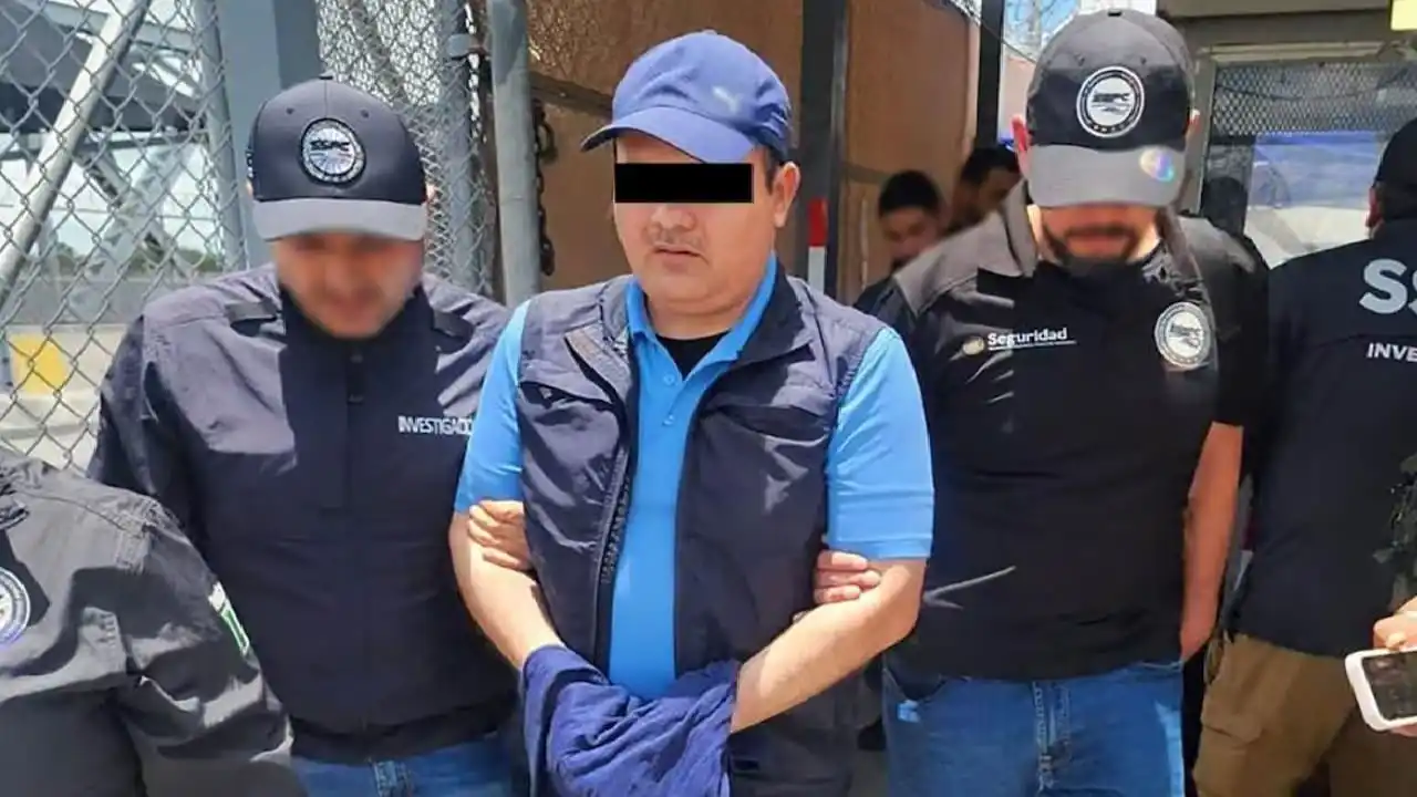 Agente Nacional de Aduana de México arrestado por autoridades de EE.UU. en investigación de crimen organizado