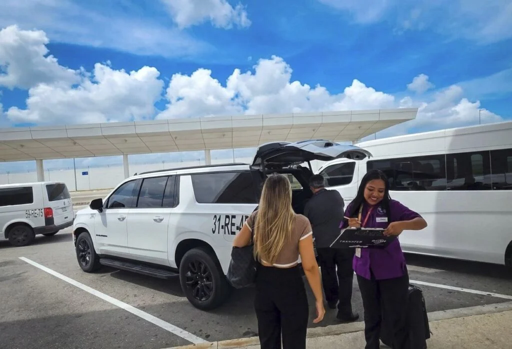 Estos son los 2 proveedores de traslados al aeropuerto más confiables de Cancún para 2026