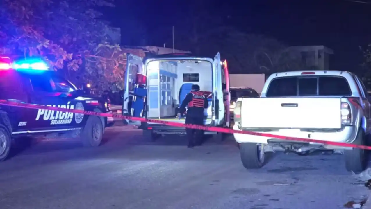 Víctima recibió tres disparos al salir de bar de Playa del Carmen