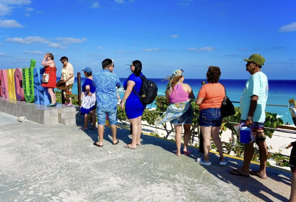¿Deberían preocuparse los viajeros que visitan Cancún después del reciente terremoto?