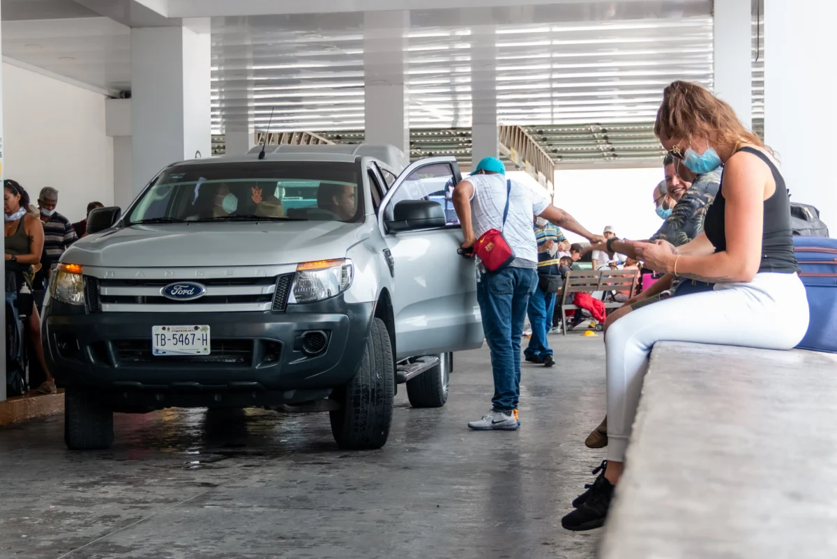 Agencia de alquiler de autos en Cancún, México