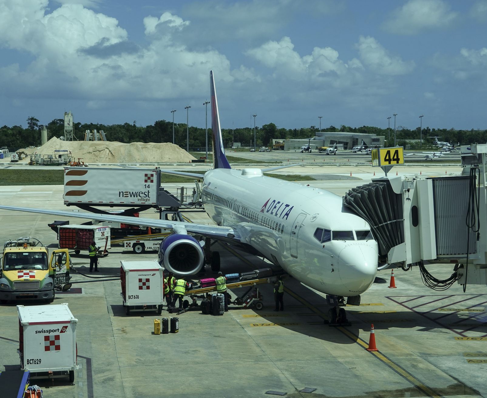 Avión Delta Cancún