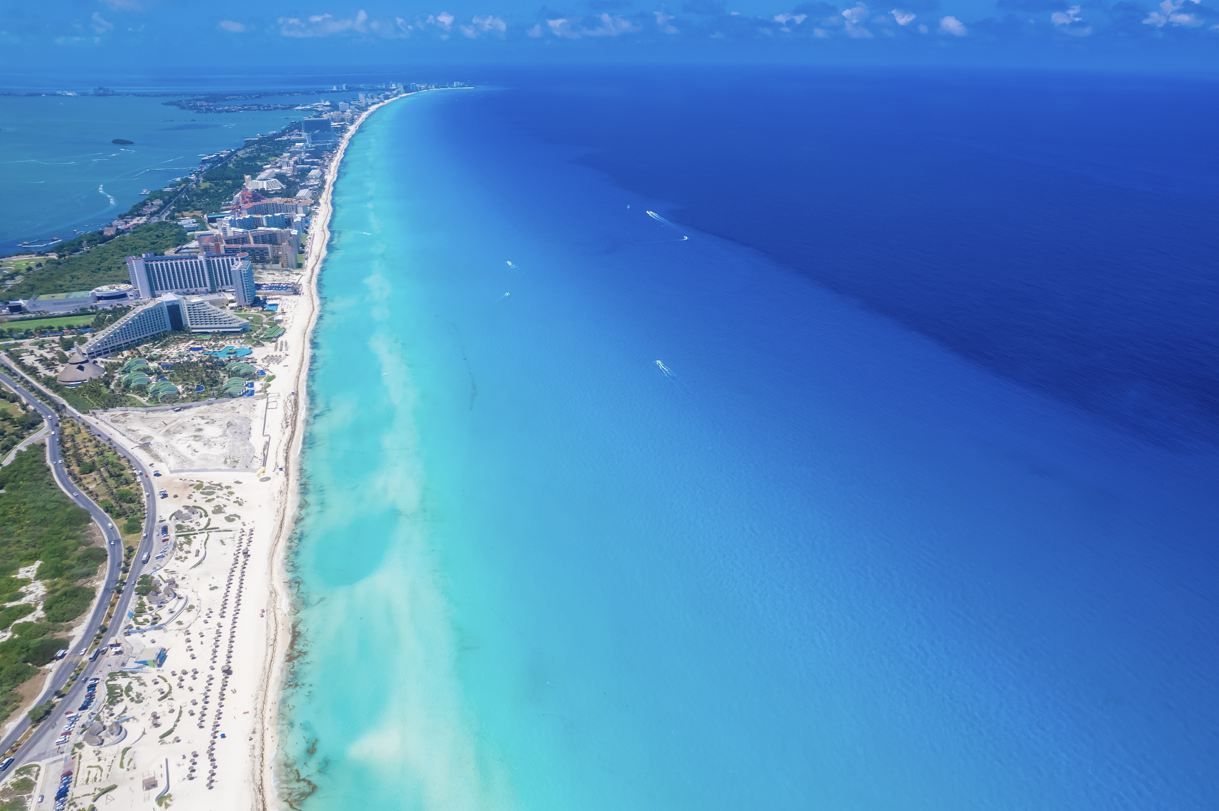 Sargazo en la costa de cancun