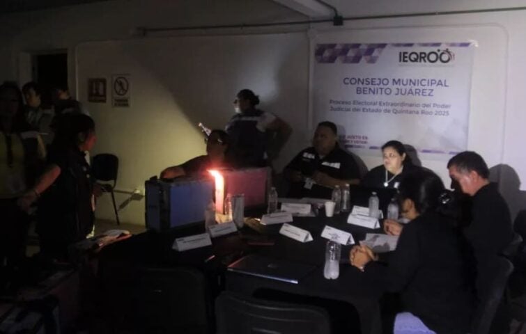Nueve regiones en Cancún experimentan el apagón del día de votación